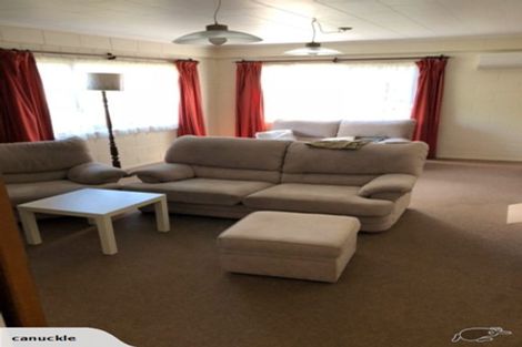 Photo of property in 43 Matuhi Rise, Henderson, Auckland, 0612