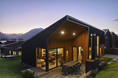 Photo of property in 96 Jacks Point Rise, Jacks Point, Queenstown, 9371