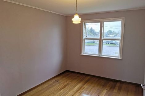 Photo of property in 12 Rondorlyn Place, Manurewa, Auckland, 2102