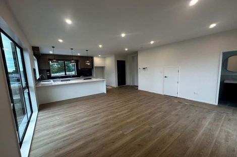 Photo of property in 19a Line Road, Glen Innes, Auckland, 1072