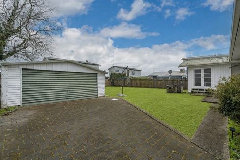 Photo of property in 9 Totara Drive, St Andrews, Hamilton, 3200