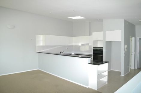 Photo of property in 10/1 Marine Parade, Paraparaumu Beach, Paraparaumu, 5032