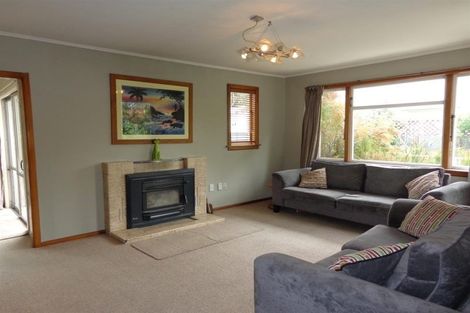Photo of property in 165 Condell Avenue, Papanui, Christchurch, 8053