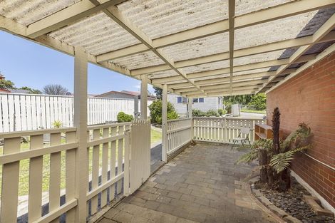 Photo of property in 130 Main Road, Titahi Bay, Porirua, 5022