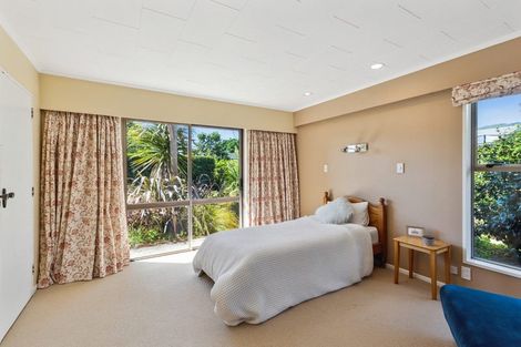 Photo of property in 309 Te Moana Road, Waikanae, 5036