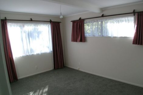 Photo of property in 10 Amapur Drive, Khandallah, Wellington, 6035