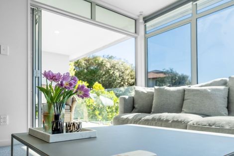 Photo of property in 6 Stoddart Lane, Cashmere, Christchurch, 8022