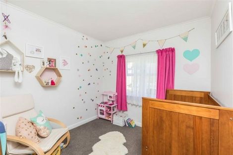 Photo of property in 1/65 Eskdale Road, Birkdale, Auckland, 0626