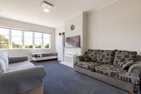 Photo of property in 112 Forest Lake Road, Forest Lake, Hamilton, 3200