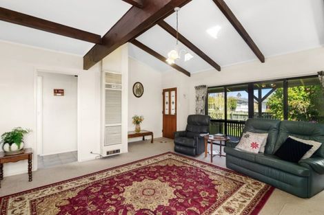 Photo of property in 10 Barron Crescent, Fenton Park, Rotorua, 3010