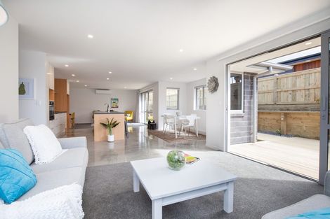 Photo of property in 61 Cyrus Street, Whalers Gate, New Plymouth, 4310