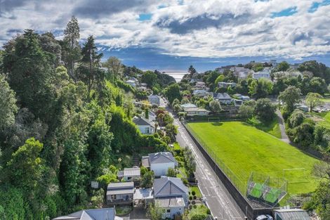 Photo of property in 8 Coote Road, Bluff Hill, Napier, 4110
