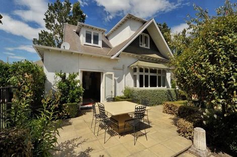 Photo of property in 284 Papanui Road, Merivale, Christchurch, 8052