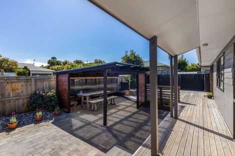 Photo of property in 86 Michael Road, Paraparaumu Beach, Paraparaumu, 5032