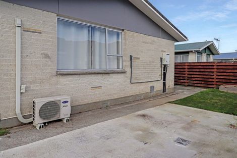 Photo of property in 256a Wellington Road, Wainuiomata, Lower Hutt, 5014