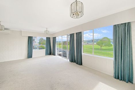 Photo of property in 91a Kiwi Esplanade, Mangere Bridge, Auckland, 2022