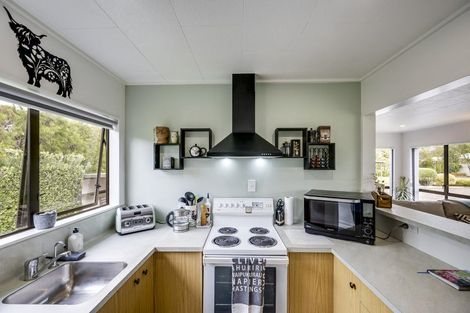 Photo of property in 52 Napier Street, Jervoistown, Napier, 4112