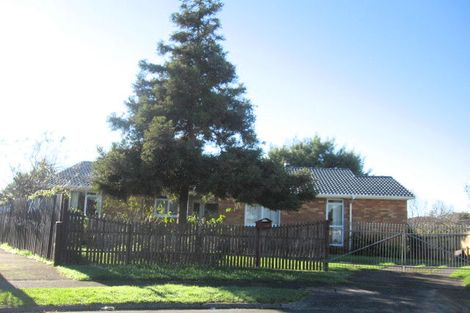 Photo of property in 17 Primrose Place, Manurewa, Auckland, 2102
