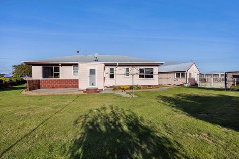 Photo of property in 389 Waihi Road, Normanby, Hawera, 4614