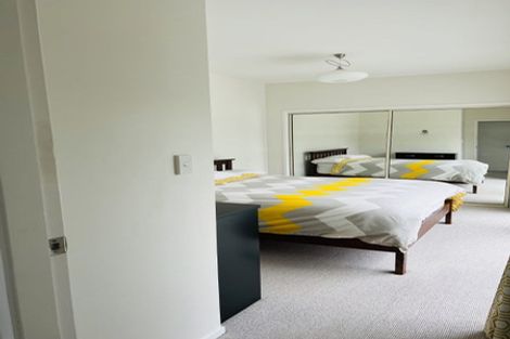 Photo of property in 52 Seaview Road, Paremata, Porirua, 5024