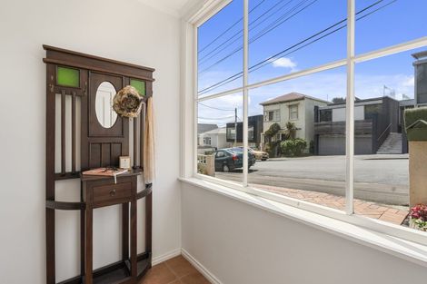 Photo of property in 34 Washington Avenue, Brooklyn, Wellington, 6021