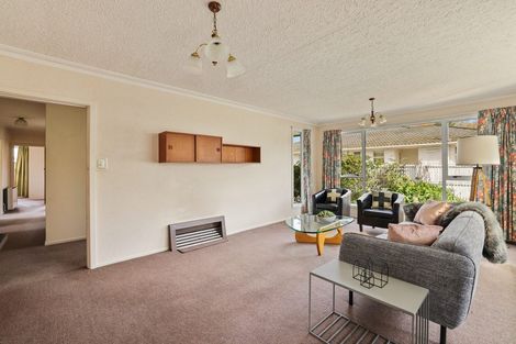 Photo of property in 8 Glenavon Place, Ilam, Christchurch, 8041