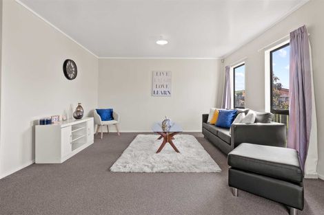 Photo of property in 1/16 Clarice Place, Takanini, 2112