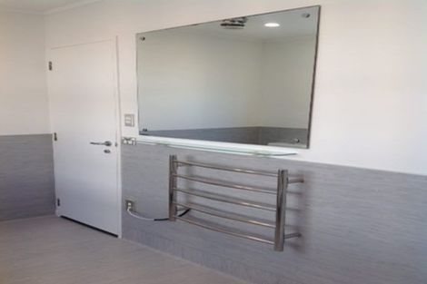 Photo of property in 25b Rotomahana Terrace, Remuera, Auckland, 1050