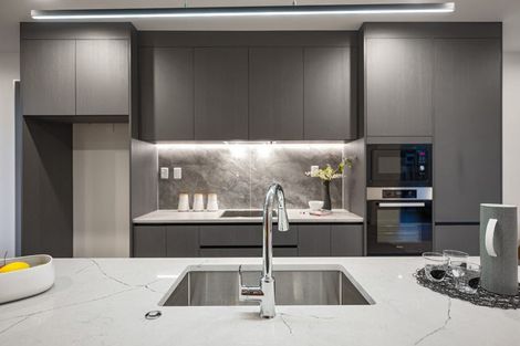 Photo of property in 3d Margaret Place, Milford, Auckland, 0620