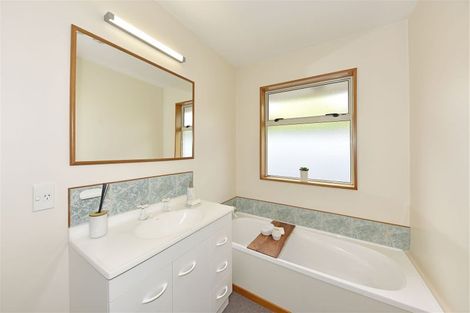 Photo of property in 6a Bentley Street, Russley, Christchurch, 8042