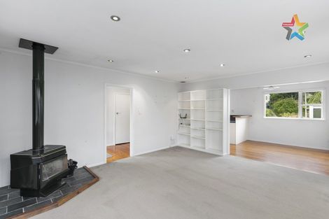 Photo of property in 83 Bird Grove, Stokes Valley, Lower Hutt, 5019