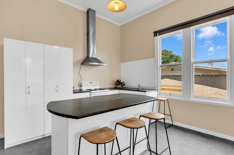 Photo of property in 83 Alma Road, Gonville, Whanganui, 4501