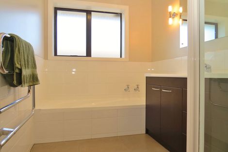 Photo of property in 10 Montague Street, Islington, Christchurch, 8042