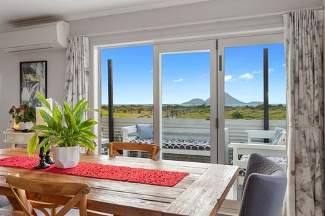 Photo of property in 5 Esplanade Rise, Coastlands, Whakatane, 3120