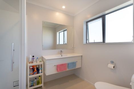 Photo of property in 71 Grenada Drive, Grenada Village, Wellington, 6037