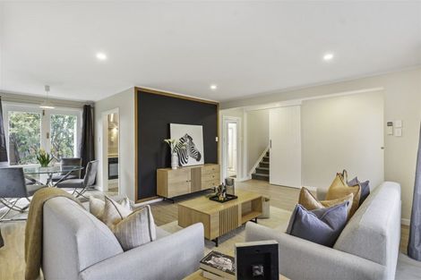 Photo of property in 34 Brentford Place, Manurewa, Auckland, 2102