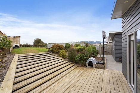 Photo of property in 13 Manatu Close, Whangamata, 3691
