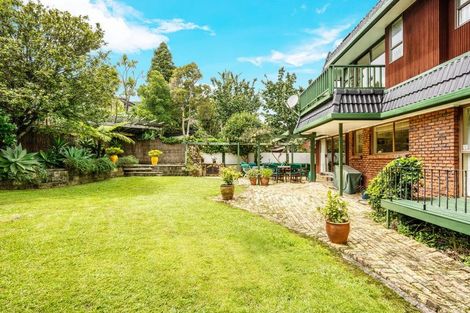 Photo of property in 9 Langstone Place, Chatswood, Auckland, 0626