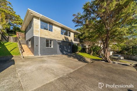Photo of property in 110 Holborn Drive, Stokes Valley, Lower Hutt, 5019
