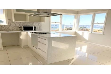 Photo of property in 82a Mokoia Road, Birkenhead, Auckland, 0626