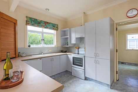 Photo of property in 35 Peddie Street, Taradale, Napier, 4112