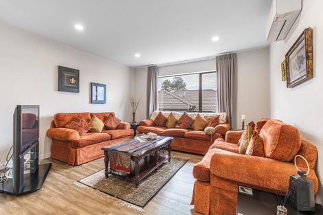 Photo of property in 5 Ara Kakara Avenue, Huapai, Kumeu, 0810