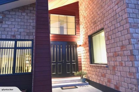 Photo of property in 22 Key West Drive, One Tree Point, 0118