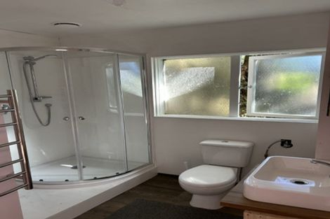 Photo of property in 18 Aplin Terrace, Ngaio, Wellington, 6035