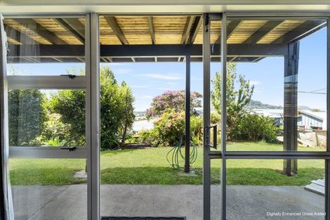 Photo of property in 8 Tairua Heights, Tairua, 3508