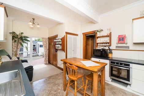 Photo of property in 61 Victoria Avenue, Palmerston North, 4410