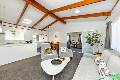 Photo of property in 8a Commissariat Road, Mount Wellington, Auckland, 1060