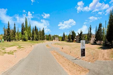 Photo of property in 10 Park Lane, Omarama, 9412