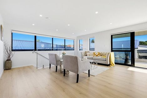 Photo of property in 39 Pinecrest Drive, Gulf Harbour, Whangaparaoa, 0930