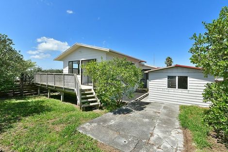 Photo of property in 15 Snells Beach Road, Snells Beach, 0920